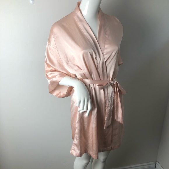 Victoria's Secret Other - Victoria’s Secret Blush Pink Robe